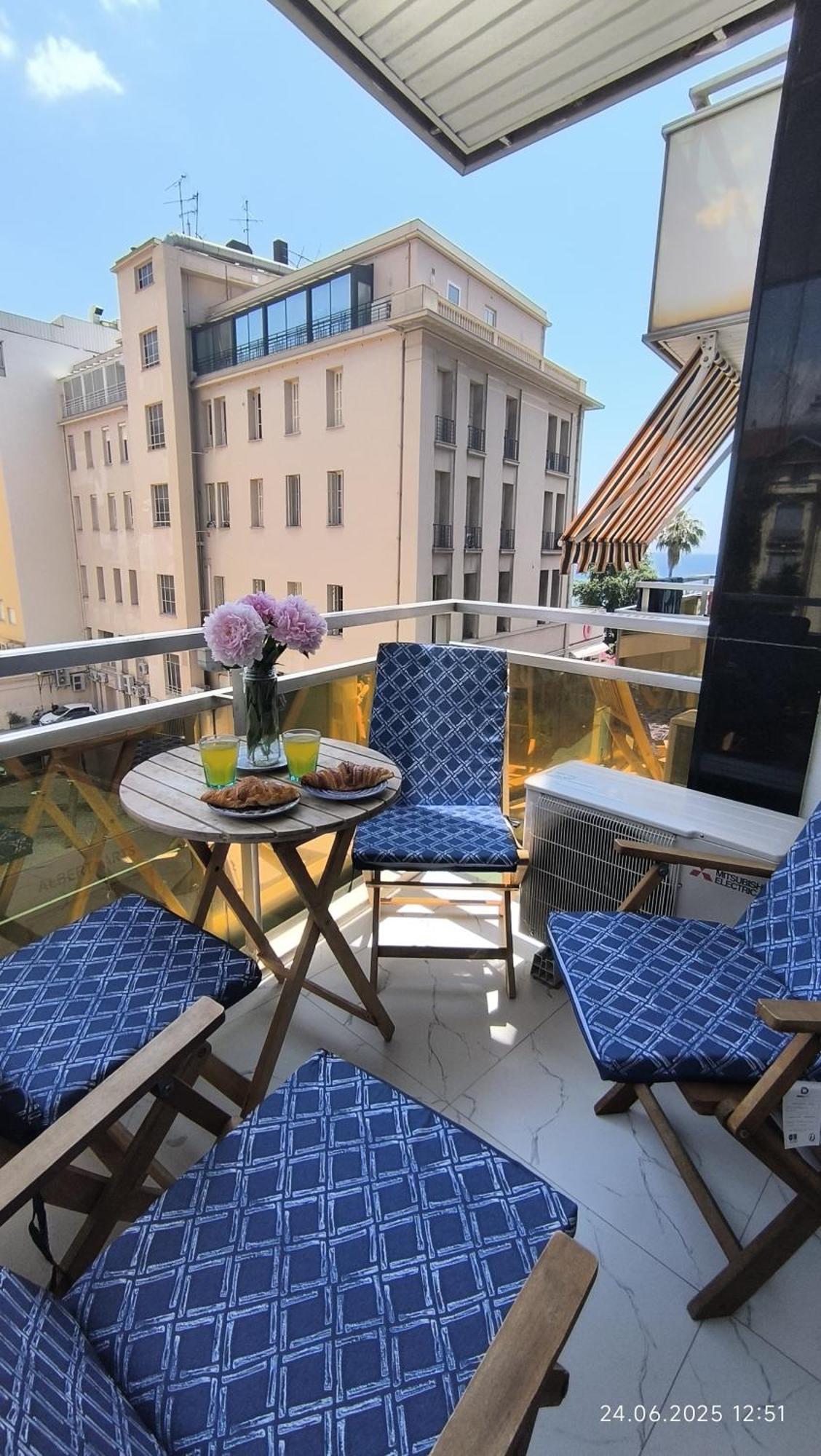 Royal Lux Spacious Seaside Pool Nizza